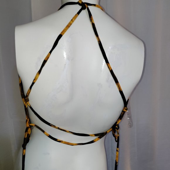 Rue21 - Haltered Backless Crop Top - Picture 5 of 7